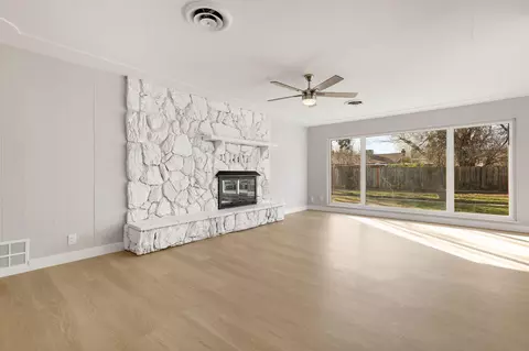 2079 Wilder Dr, Redding, CA 96001 photo 7