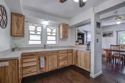 Kitchen - 421 Lincoln St, Red Bluff, CA 96080 photo 3 of 4