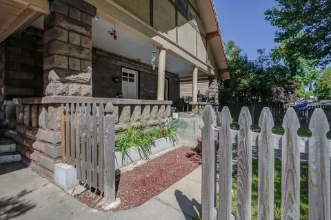 Exterior - 421 Lincoln St, Red Bluff, CA 96080 photo 2 of 7