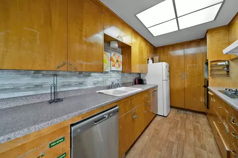 935 Hallmark Dr, Redding, CA 96001 photo 11