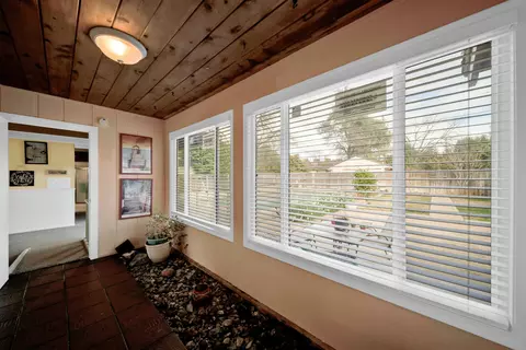 935 Hallmark Dr, Redding, CA 96001 photo 20