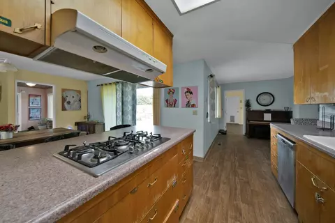 935 Hallmark Dr, Redding, CA 96001 photo 12
