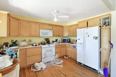Kitchen - 21217 Falling Oaks Rd, Redding, CA 96003 photo 1 of 1