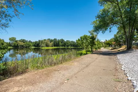 3388 Oak St, Anderson, CA 96007 photo 30