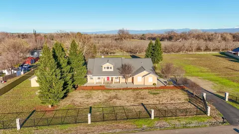 View/Area - 3010 Mateo Ct, Anderson, CA 96007 photo 10 of 10