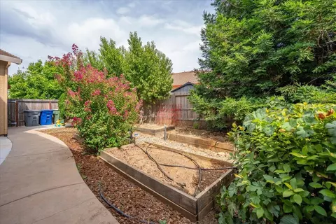 691 Rivercrest Pkwy, Redding, CA 96002 photo 25