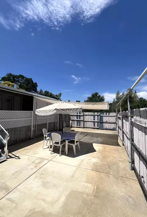 4784 White River Dr, Redding, CA 96003 photo 11