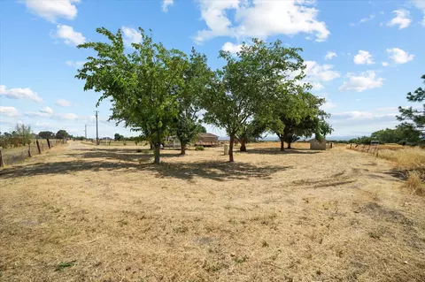 23360 Russell Ave, Gerber, CA 96035 photo 10