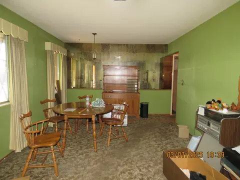 Dining - 3768 Mercury Dr, Redding, CA 96002 photo 1 of 1