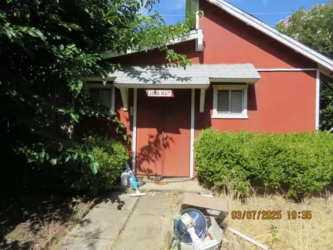 Exterior - 3768 Mercury Dr, Redding, CA 96002 photo 3 of 3