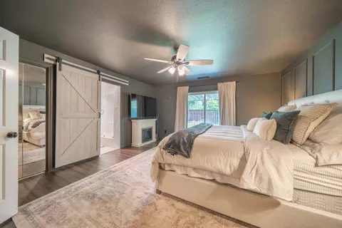 Bedroom - 4891 Alta Saga Dr, Redding, CA 96002 photo 7 of 7