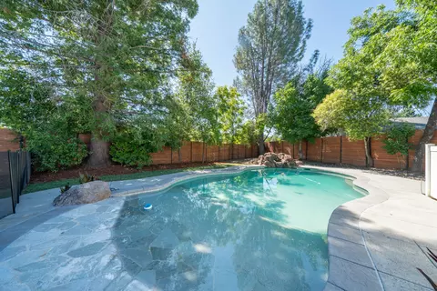 Exterior - 4891 Alta Saga Dr, Redding, CA 96002 photo 21 of 45
