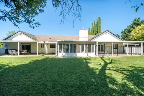 Exterior - 4891 Alta Saga Dr, Redding, CA 96002 photo 13 of 45
