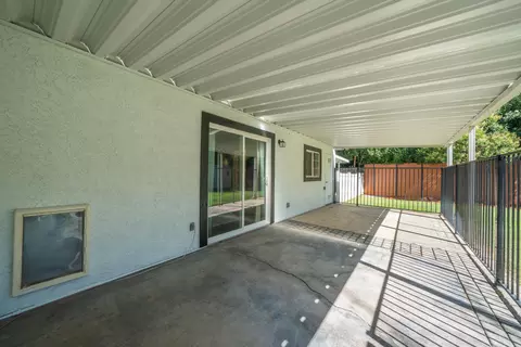 Exterior - 4891 Alta Saga Dr, Redding, CA 96002 photo 19 of 45