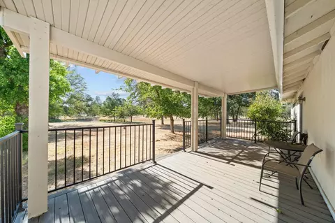 9878 Logan Rd, Redding, CA 96003 photo 20