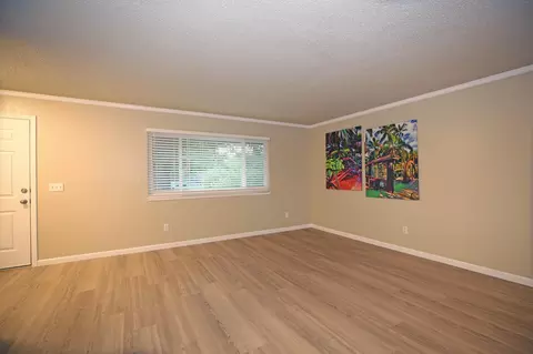 Living - 2855 Red Bud Ln, Anderson, CA 96007 photo 1 of 2