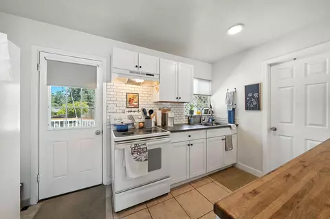 Other - 1448 Carter Way, Redding, CA 96002 photo 4 of 11
