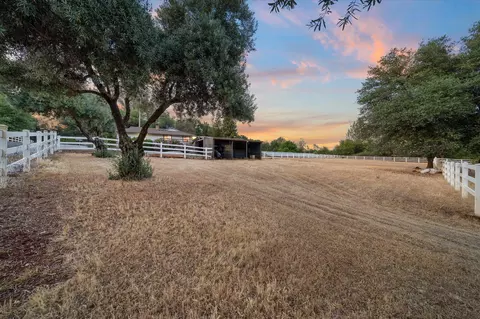 Exterior - 19396 Natalie Way, Redding, CA 96003 photo 1 of 20