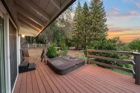 Exterior - 19396 Natalie Way, Redding, CA 96003 photo 9 of 20