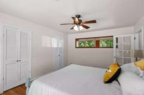 Bedroom - 2920 Pioneer Dr, Redding, CA 96001 photo 2 of 4