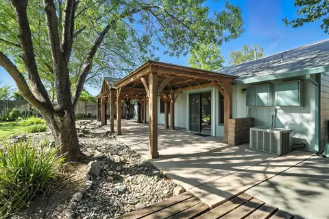 Exterior - 2585 Meadowview Dr, Red Bluff, CA 96080 photo 17 of 24