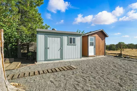 Exterior - 2585 Meadowview Dr, Red Bluff, CA 96080 photo 13 of 24