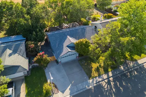View/Area - 2585 Meadowview Dr, Red Bluff, CA 96080 photo 4 of 6