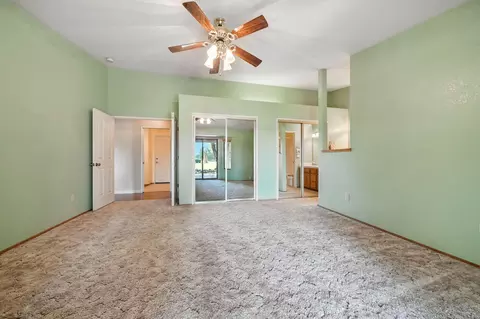 Bedroom - 2585 Meadowview Dr, Red Bluff, CA 96080 photo 3 of 7