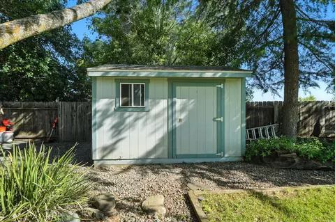Exterior - 2585 Meadowview Dr, Red Bluff, CA 96080 photo 11 of 24