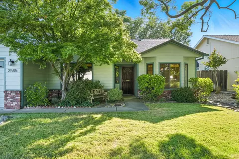 Exterior - 2585 Meadowview Dr, Red Bluff, CA 96080 photo 3 of 24