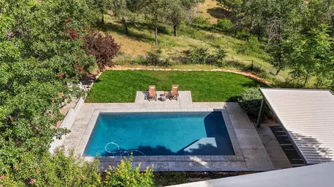 Exterior - 3540 Scenic Dr, Redding, CA 96001 photo 3 of 20