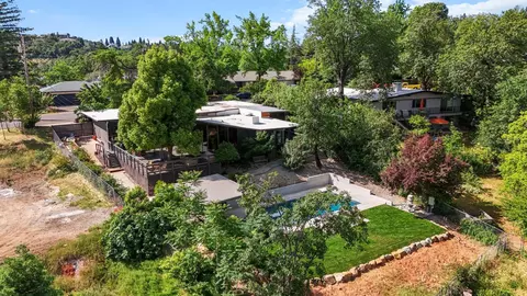 View/Area - 3540 Scenic Dr, Redding, CA 96001 photo 6 of 6