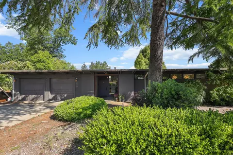 Exterior - 3540 Scenic Dr, Redding, CA 96001 photo 16 of 20