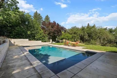 Exterior - 3540 Scenic Dr, Redding, CA 96001 photo 9 of 20