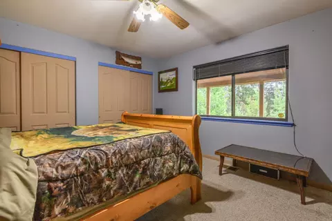 Bedroom - 36088 Deer Flat Rd, Shingletown, CA 96088 photo 2 of 3