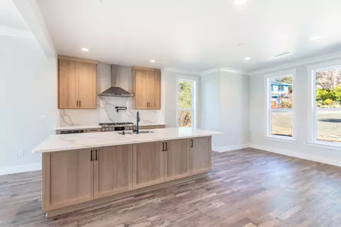 3781 Sunlight Ct, Redding, CA 96001 photo 8