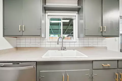 Kitchen - 1520 Minor St, Redding, CA 96002 photo 2 of 3