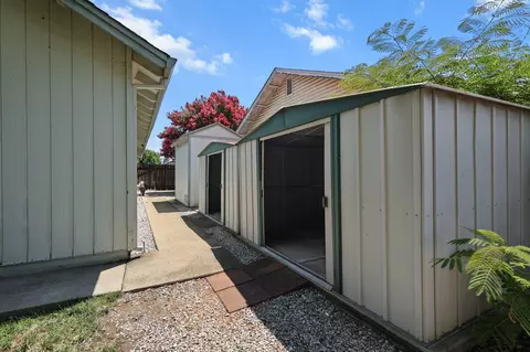 1870 Trumpet Dr, Redding, CA 96003 photo 12