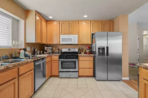 1870 Trumpet Dr, Redding, CA 96003 photo 3