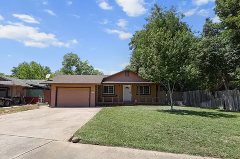 2811 Lupine St, Anderson, CA 96007