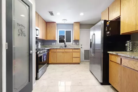 Kitchen - 16873 Winchell Dr, Redding, CA 96003 photo 1 of 3