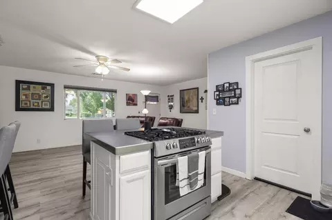 Kitchen - 762 Musick Ave, Red Bluff, CA 96080 photo 2 of 2
