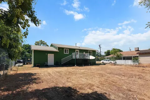Exterior - 762 Musick Ave, Red Bluff, CA 96080 photo 4 of 9