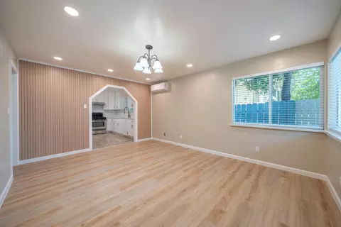 4725 Cedars Rd, Redding, CA 96001 photo 4