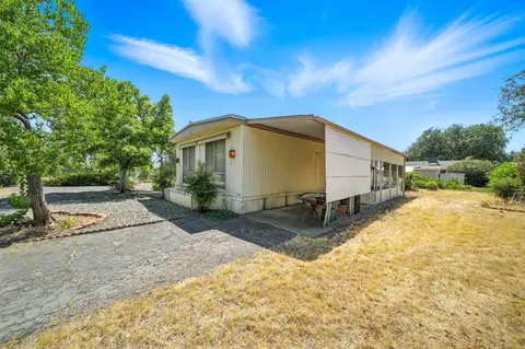 3220 Santa Rosa Way, Redding, CA 96003 photo 15