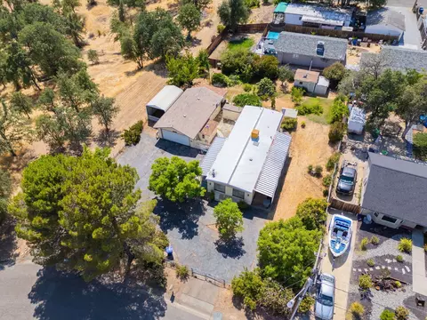 3220 Santa Rosa Way, Redding, CA 96003 photo 23