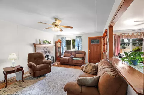 2196 Victor Ave, Redding, CA 96002 photo 4
