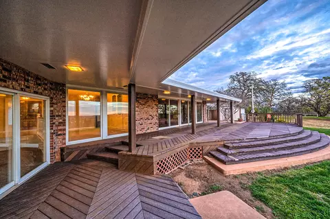 Exterior - 21790 Adobe Rd, Red Bluff, CA 96080 photo 6 of 11