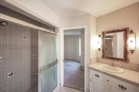 Bath - 21790 Adobe Rd, Red Bluff, CA 96080 photo 1 of 5