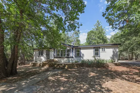 7317 Tahoe Ln, Shingletown, CA 96088